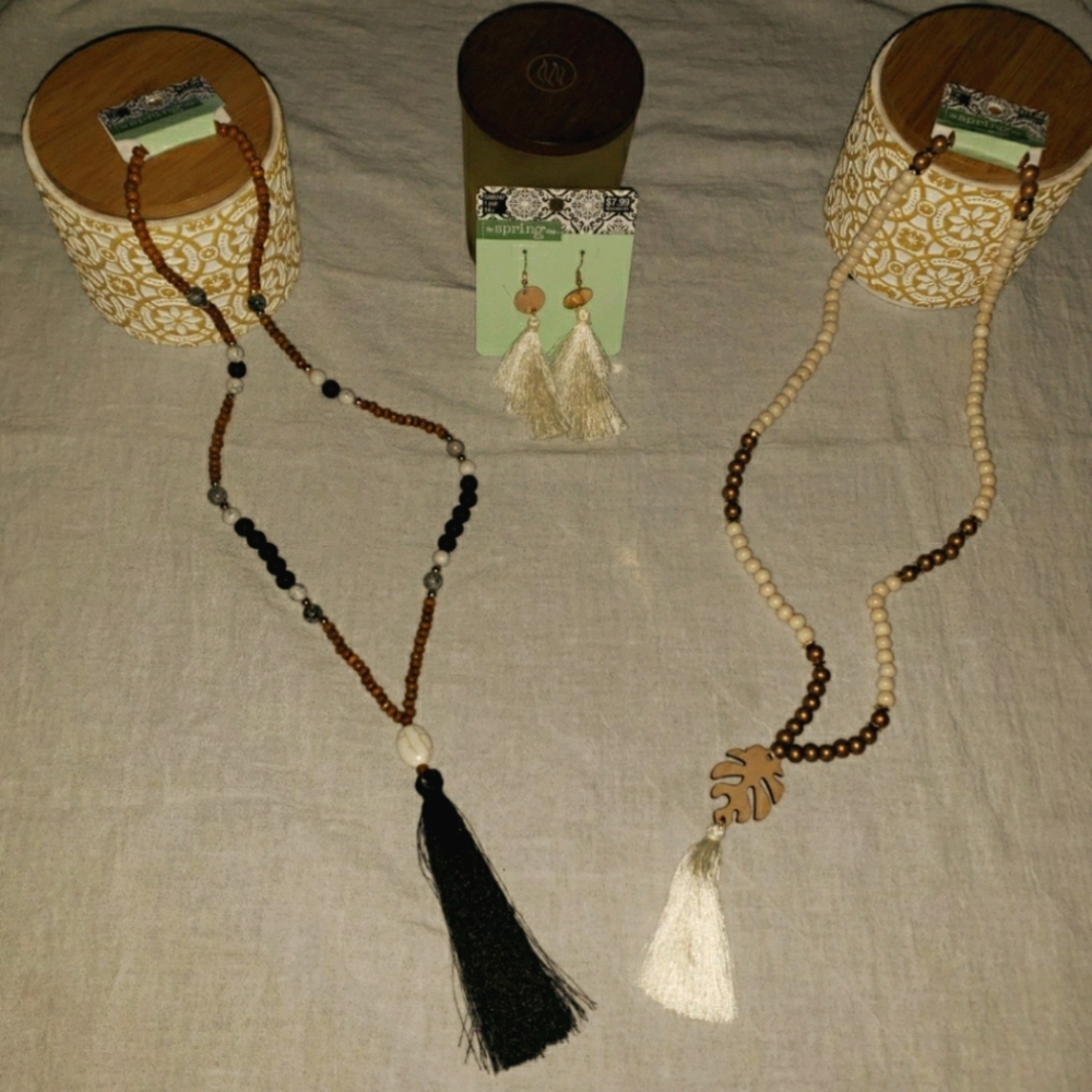 Tassel earings and necklaces set. 3pc set